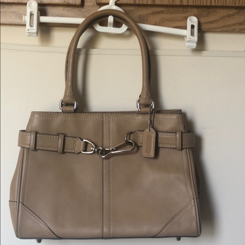 Coach tan leather handbag